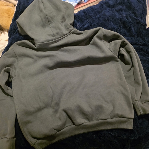 NWT Vuori Restore Oversized Hoody Spring 2026 Collection - Picture 4 of 5